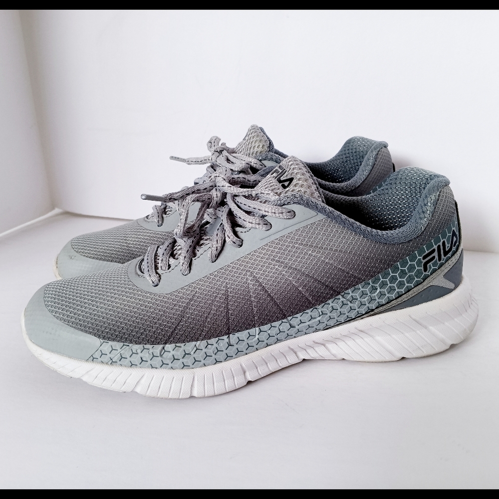 🩶 Fila Athletic Shoes Sneakers Memory Foam Cool Flex Womens 7.5 Gray